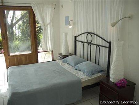 Mercedes  Vista Atenas Bed And Breakfast חדר תמונה